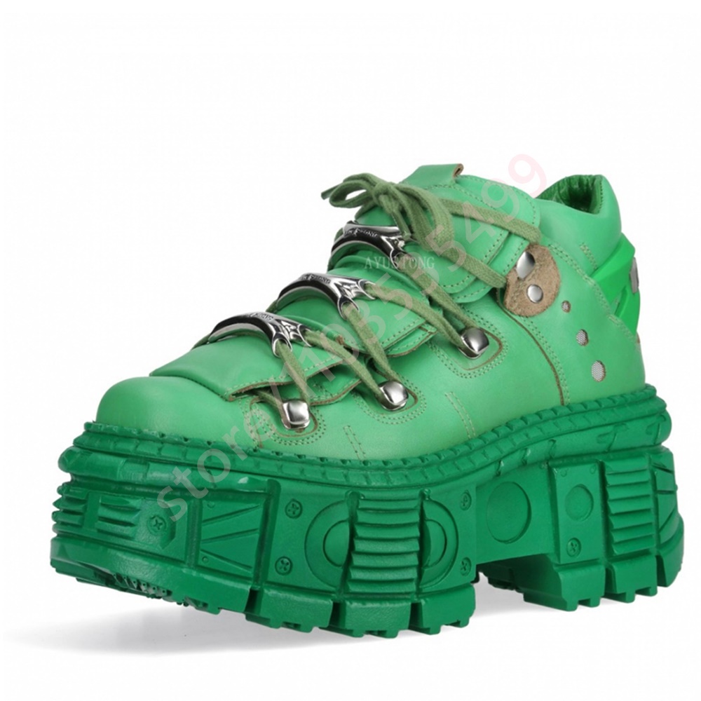 Botas cortas Y2K con remaches  - Street Fashion Y2K reseña y precio